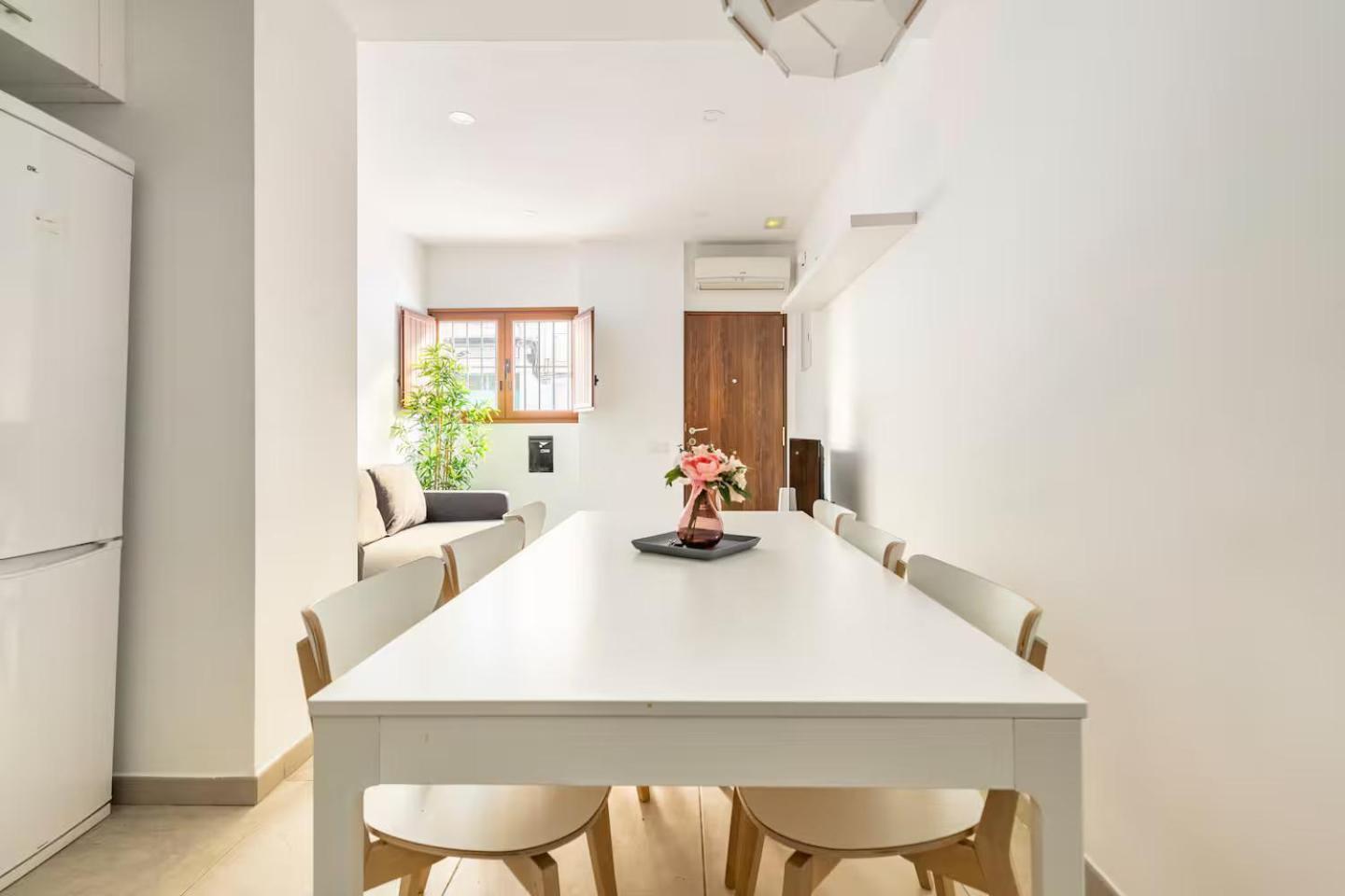 Vivienda Junto A Ruzafa - 12 Pax Y Mas Leilighet Valencia Eksteriør bilde