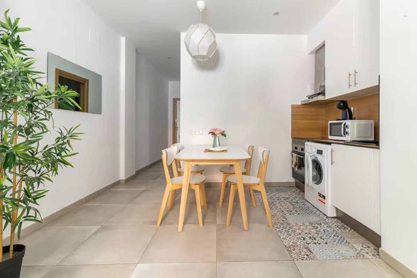 Vivienda Junto A Ruzafa - 12 Pax Y Mas Leilighet Valencia Eksteriør bilde