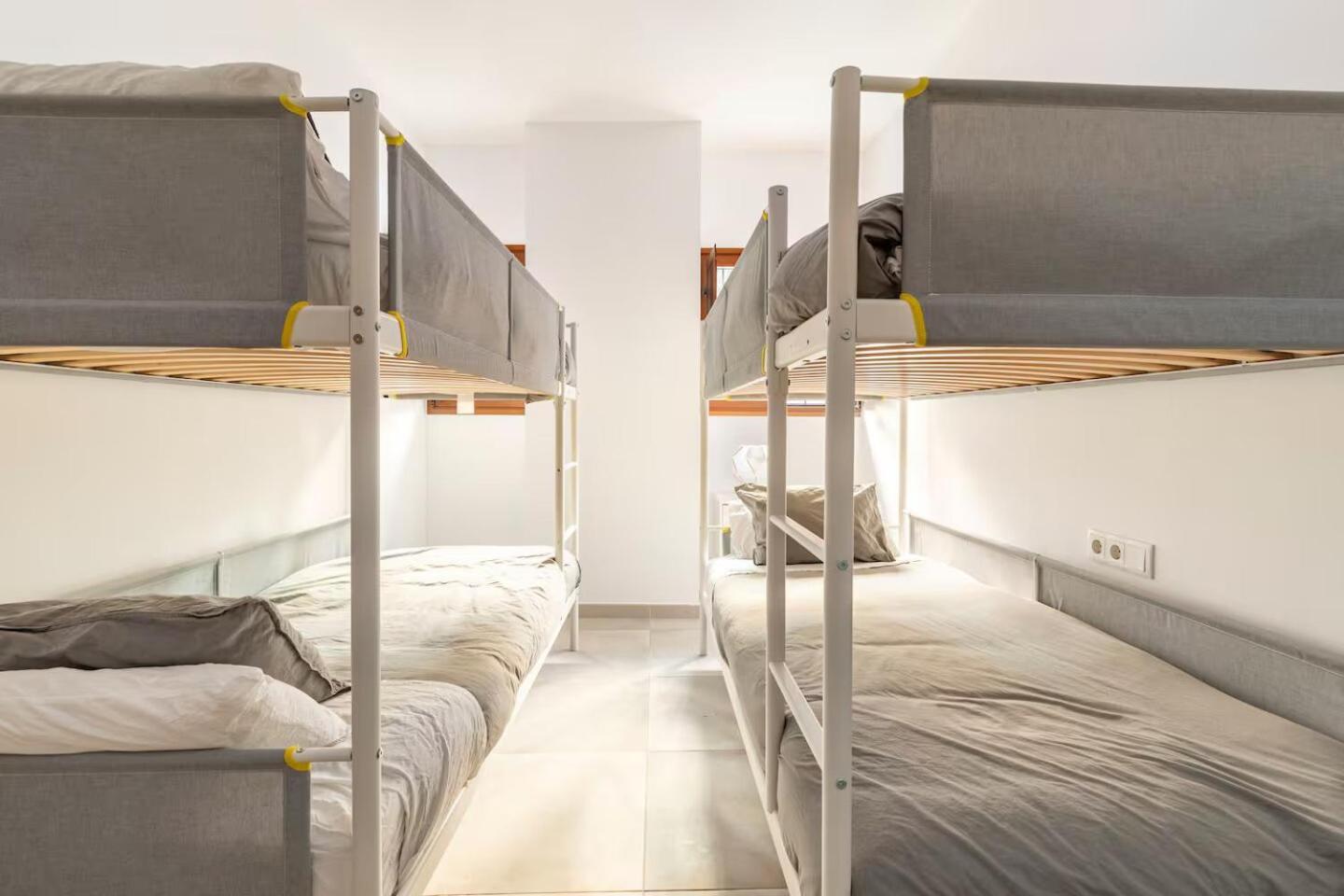 Vivienda Junto A Ruzafa - 12 Pax Y Mas Leilighet Valencia Eksteriør bilde