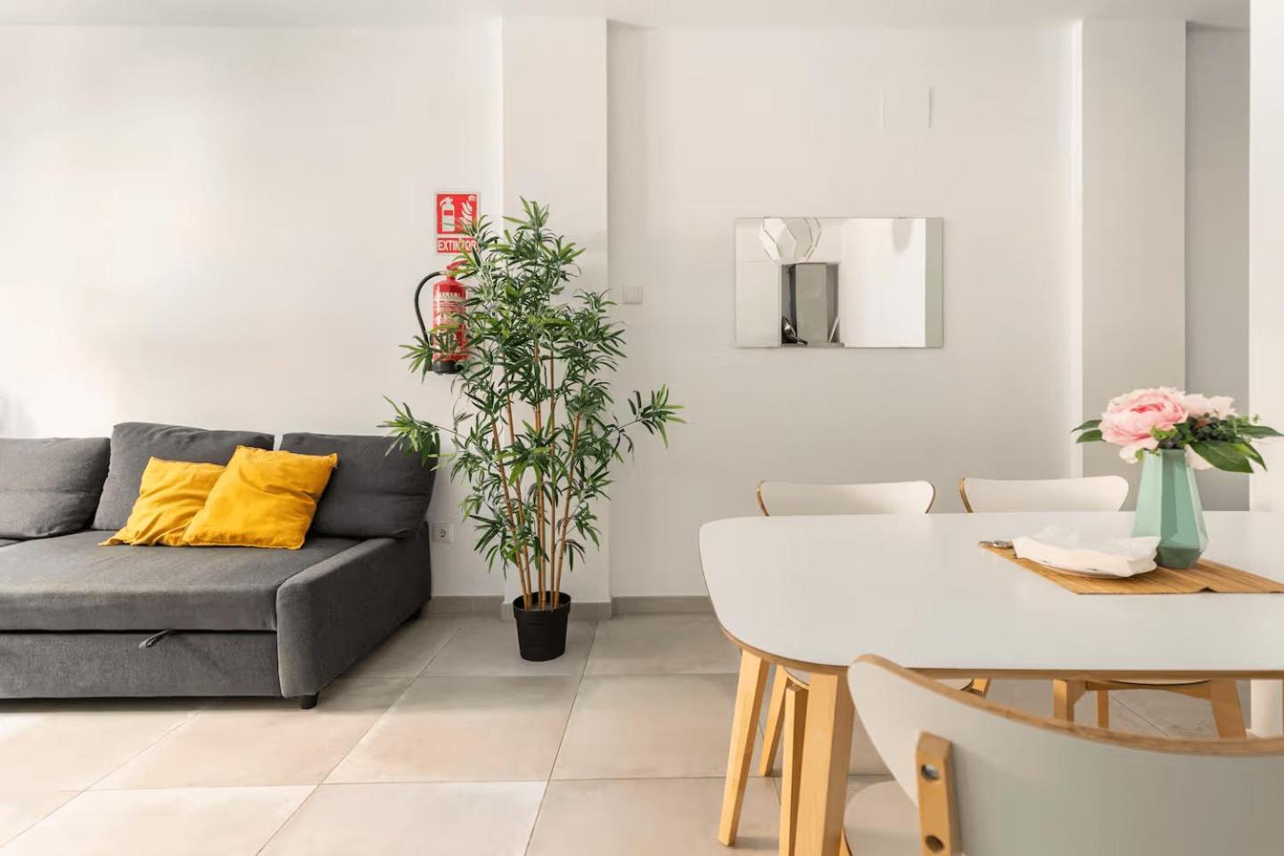 Vivienda Junto A Ruzafa - 12 Pax Y Mas Leilighet Valencia Eksteriør bilde