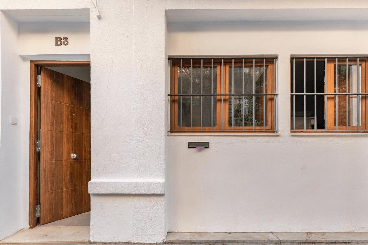 Vivienda Junto A Ruzafa - 12 Pax Y Mas Leilighet Valencia Eksteriør bilde